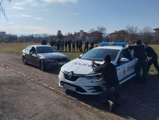Новопридобитият от ЦСПП – Пазарджик учебен полицейски автомобил взе участие в провеждане на занятие по прилагане на полицейски правомощия