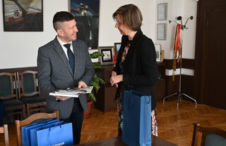 Зам.-ръководителят на дипломатическата мисия на Унгария Бернадет Колар се срещна с ректора на АМВР старши комисар доц. д-р Иван Видолов