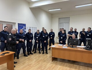 Занятие на тема „Използване на оръжие от полицейските органи“ се проведе със стажанти в ЦСПП – Варна