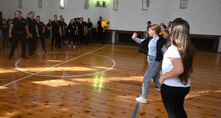 Незабравим и вълнуващ беше денят за шестокласниците, които посетиха Академията на МВР