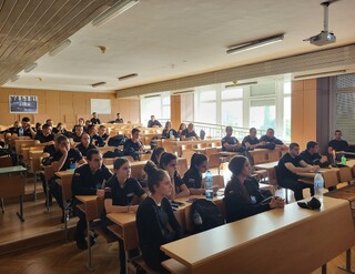 Курсанти от Академията на МВР почерпиха практически знания в областта на противодействието на изпирането на пари