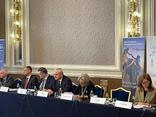 Курсанти от факултет „Пожарна безопасност и защита на населението“ с награда от паневропейски Хакатон