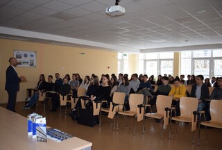 Академията на МВР гостува в Първа английска езикова гимназия в София