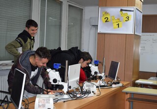 Ученици от 125 СУ „Боян Пенев“ посетиха Академията на МВР
