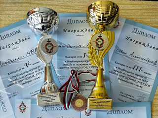 Злато и сребро за отбора по стрелба на Академия на МВР