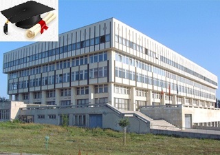 Официална церемония по връчване на дипломи на завършили студенти