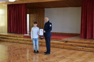 ОДМВР награди победителите в областния кръг на конкурс за рисунка „Аз и детското полицейско управление“