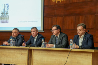 ОДМВР-Велико Търново е пример за целенасочена дейност за превенция, заяви министър Митов на анализа на дирекцията