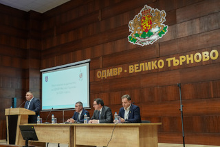 ОДМВР-Велико Търново е пример за целенасочена дейност за превенция, заяви министър Митов на анализа на дирекцията