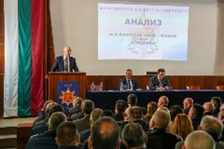 Всеки съвестен служител ще срещне подкрепата ни, заявиха министър Митов и главен комисар Рашков на отчета на ОДМВР-Пловдив