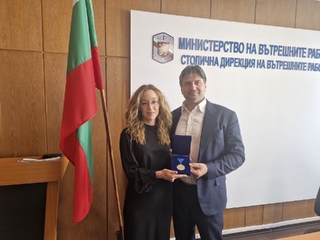 Директорът на СДВР връчи почетни медали „България в Шенген“