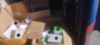 870 вейпа без бандерол и 40 чуждестранни симкарти конфискуваха служители на Девето РУ, има задържан