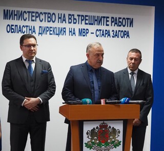 Да предпазим от инциденти, а не да глобим повече хора, е целта на контролните действия на пътя, заяви министър Митов в Стара Загора