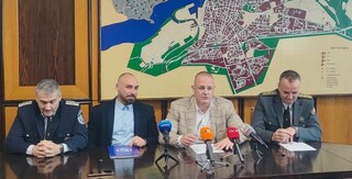 ПОЛИЦИЯТА И ПОЖАРНАТА В РУСЕ ПРЕДПРИЕМАТ КОМПЛЕКС ОТ МЕРКИ ЗА БЕЗОПАСНИ ПРАЗНИЦИ И ПЪТУВАНЕ ПО ВЕЛИКДЕН