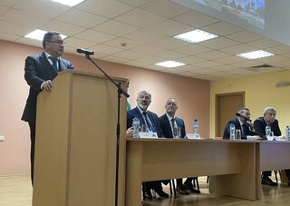 Един от основните приоритети е осигуряването на пътната безопасност, но освен МВР, отговорност имат редица институции, с които трябва да сътрудничим ефективно