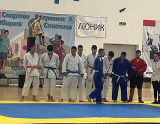 „Избери спорта пред психоактивните вещества“ – превантивно мероприятие с гимназисти от Сливница