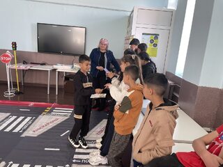 Беседа за безопасност на пътя се проведе с ученици от с. Радуил