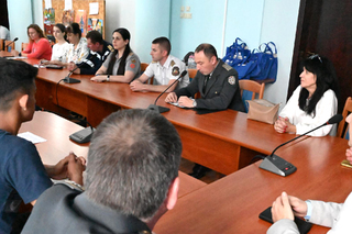 Наградиха победителите в областния кръг на Международния конкурс за детска рисунка „С очите си видях бедата“