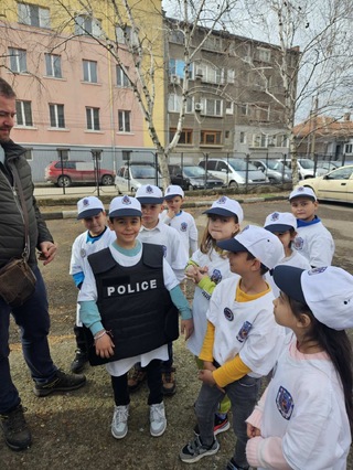 Занятия на учениците от Детските полицейски управления във Вълчедръм и Берковица