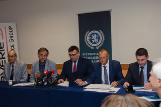 На 28.05.2019 г., в сградата на Интер Експо Център се проведе Кръгла маса на тема: „Киберсигурност. Предизвикателства пред институциите и бизнеса в България“, организирана от Асоциацията на полицейските началници в Р България