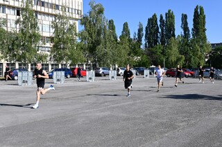 Стажантите от СДВР преминаха проверка на нивото на физическа подготовка
