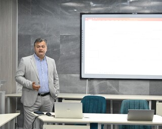 Двама преподаватели от Румънската полицейска академия ни гостуваха в рамките на Програма Еразъм+