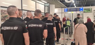 Курсанти от АМВР проведоха занятия на ГКПП „Калотина“ и ГКПП „Аерогара София“