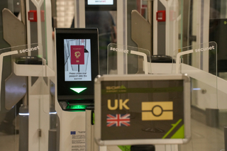 Стартира улеснена процедура за преминаване на граничен контрол чрез електронните гишета на нашите летища за гражданите на Великобритания