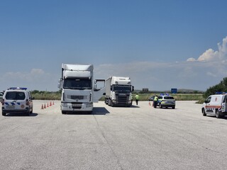 Специализирана операция за контрол над водачи на тежкотоварни моторни превозни средства на пловдивския участък на АМ „Тракия“