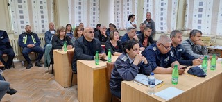 Полицейски служители от три Районни управления проведоха работни срещи по проблемите на домашното насилие