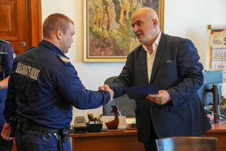 Шестима полицаи от Пето РУ СДВР са наградени от Комисията по вътрешна сигурност и обществен ред в Народното събрание
