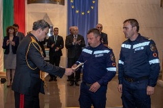 Служители от РДПБЗН-Благоевград с награда в конкурса „Пожарникар на годината“
