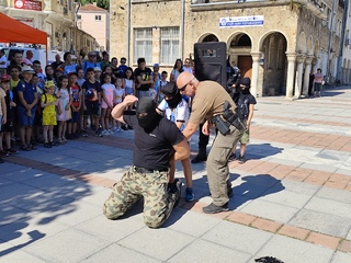 На гости в полицията