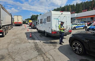 Специализирана полицейска операция по метода „широкообхватен контрол“ се проведе на автомагистрала „Тракия“