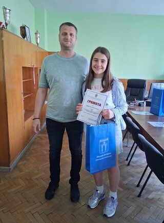 Началникът на РУ-Ихтиман награди победителите в конкурса „Аз и Детското полицейско управление“