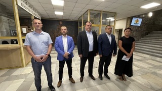 ГДБОП задържа 12 души за насилствени действия, сред тях е и издирван от Интерпол