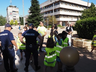 Млади полицаи разкриха грабеж, извършен в централната градска част на Ямбол