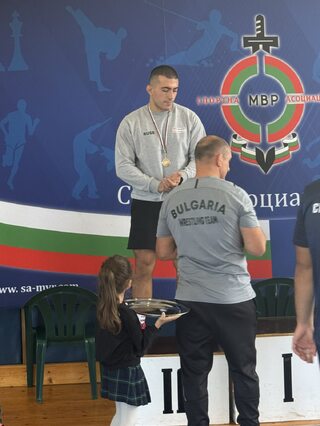 Състезатели от ОДМВР – Русе с достойно представяне на Републиканското първенство по борба на МВР