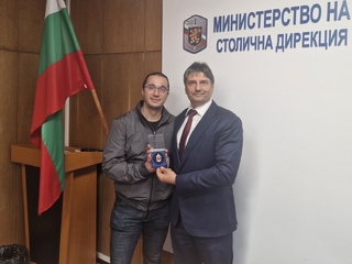 Директорът на СДВР гл. комисар Любомир Николов отличи служители на „Икономическа полиция“ за професионализъм и принос в борбата с престъпността