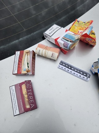 Двама служители на ИААА са задържани, поискали и получили подкуп от чуждестранни водачи
