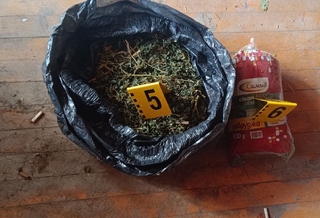 Столични полицаи иззеха голямо количество наркотици и бойни пистолети със заличени номера и заглушител