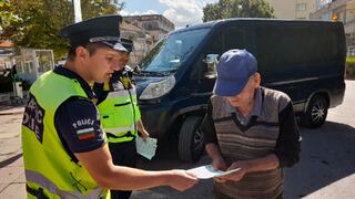 Разяснителните беседи за измененията в Закона за движение по пътищата продължават в област Шумен