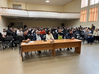 Полицейски служители журираха състезание по пътна безопасност във великотърновско училище