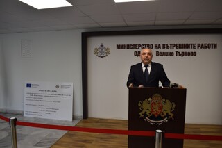 Стартира обновяване и въвеждане на мерки за енергийна ефективност в сградата на РУ – Велико Търново