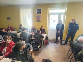 Срещи на представители на МВР в малките населени места в област Плевен за противодействие на всички форми за злоупотреба с евро