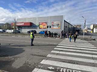 Първокласници от Самоков се упражняваха в безопасно пресичане
