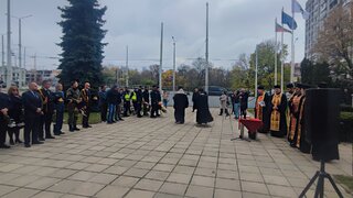 СЛУЖБА, ЧЕСТ И ПРИЗНАТЕЛНОСТ – РУСЕ ОТБЕЛЯЗА ДЕНЯ НА ПОЛИЦИЯТА