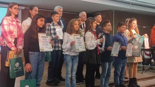 Две петокласнички от областта – с награди в петата Национална изложба за детска рисунка на тема „Аз и детското полицейско управление“