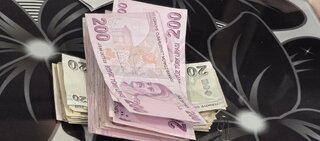 Близо 1000 стоки с лога на защитени марки са иззети от служители на сектор "Противодействие на криминалната престъпност" към областната дирекция