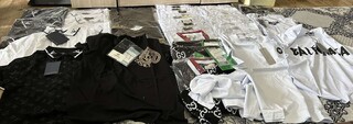 Близо 1000 стоки с лога на защитени марки са иззети от служители на сектор "Противодействие на криминалната престъпност" към областната дирекция